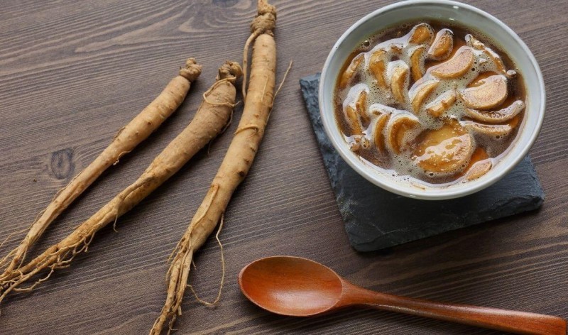 Nhân sâm ngâm mật ong – Bí quyết “chống quá tải” thời hiện đại
