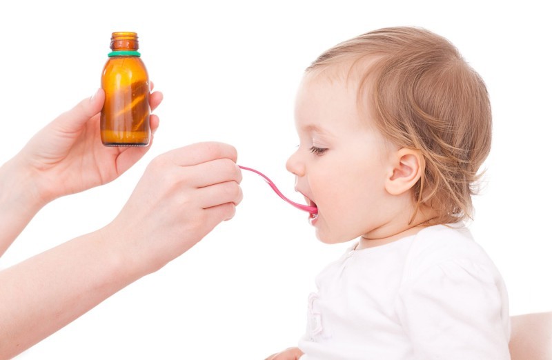 Có nên dùng thực phẩm chức năng để tăng đề kháng cho bé?