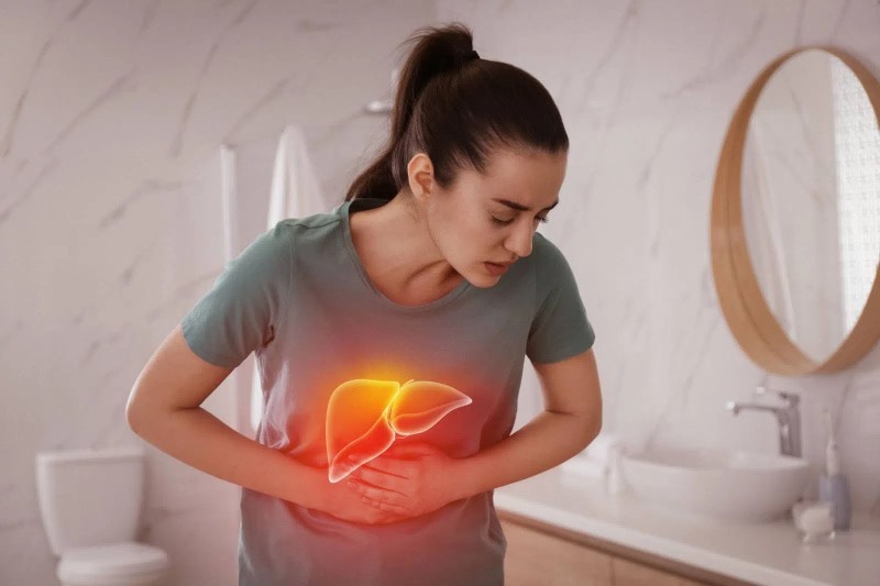 Người bị bệnh lý gan, mật hoặc viêm tụy cấp cần tránh nhân sâm