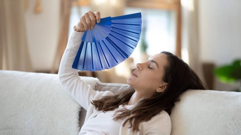 Tác động của thiếu hụt nội tiết tố ở phụ nữ mãn kinh