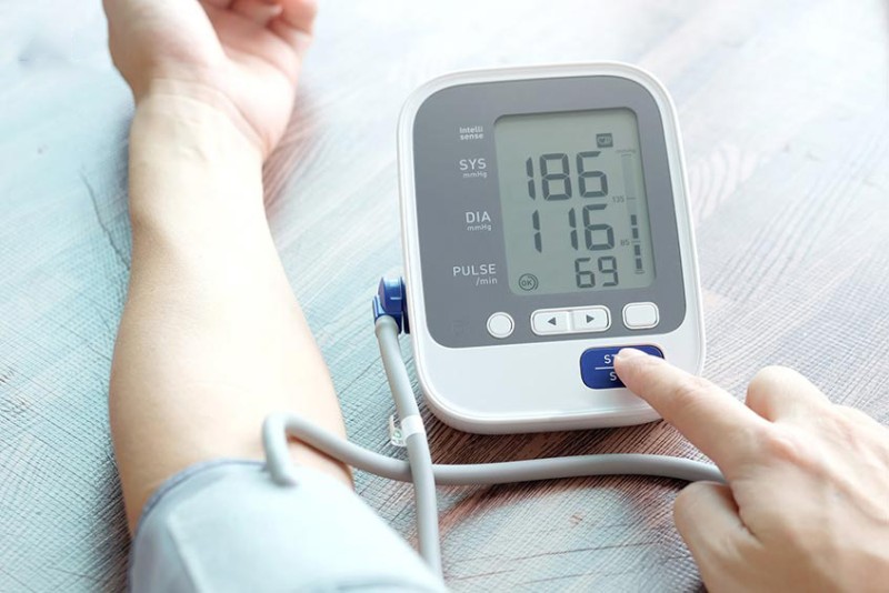 Người bị cao huyết áp hoặc bệnh tim mạch
