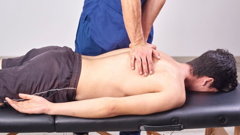 Bấm Huyệt Là Gì? Cơ Chế Tác Động Đến Sinh Lý Nam