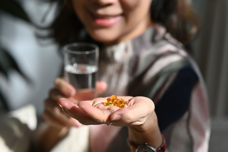 Cách lựa chọn và sử dụng vitamin tổng hợp cho phụ nữ tuổi 30 hiệu quả