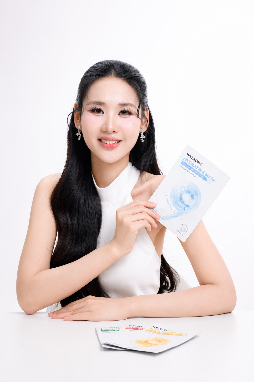 Top 3 Miss World Vietnam 2025 tin dùng mặt nạ Welson 9 Peptides Hàn Quốc