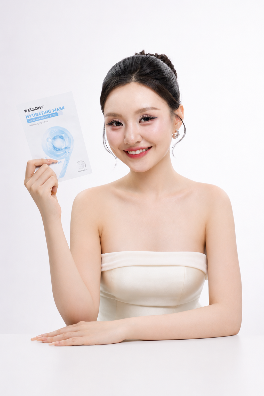 Top 3 Miss World Vietnam 2025 tin dùng mặt nạ Welson 9 Peptides Hàn Quốc